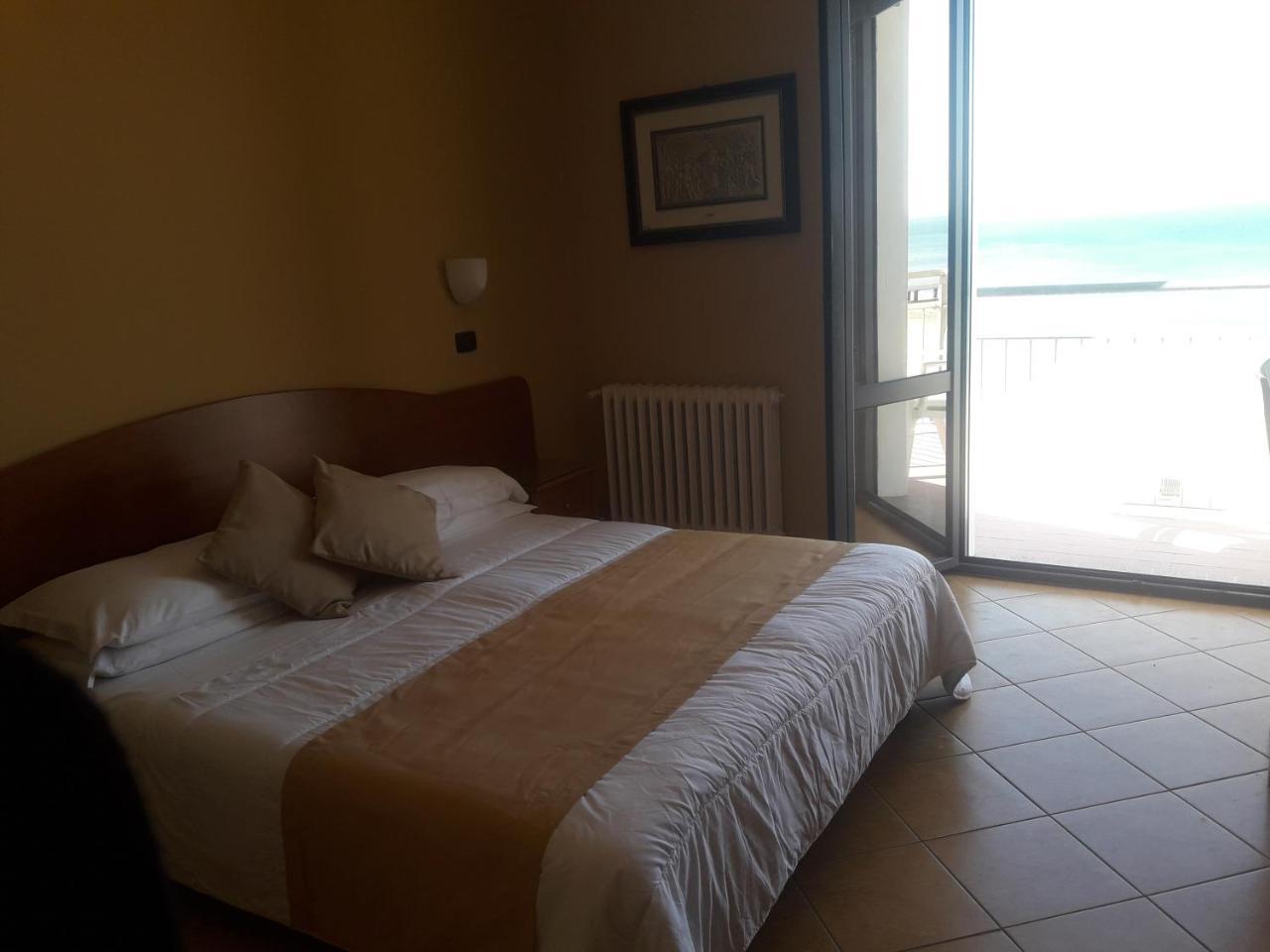Hotel Beaurivage Senigallia Eksteriør billede